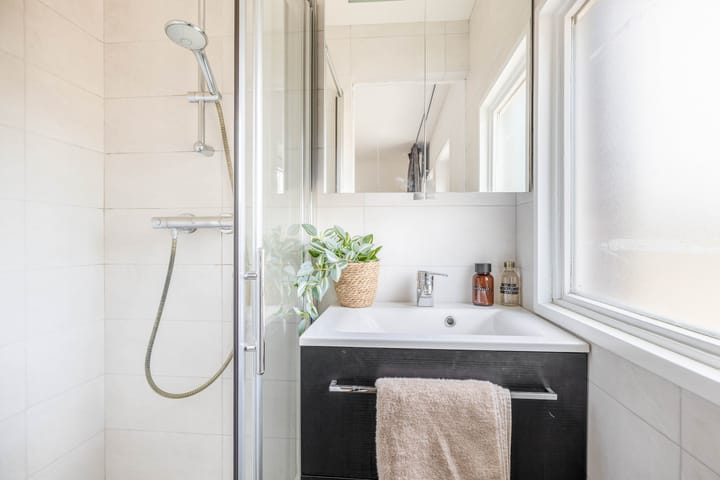 Photo 17 of Van Berghenstraat 8