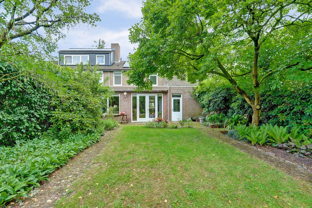 Photo 38 of Sirius 88-A