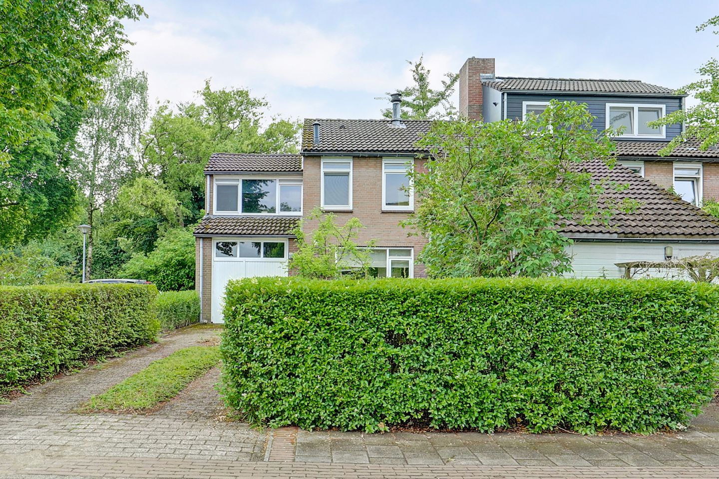 Photo 40 of Sirius 88-A