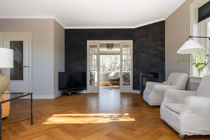 Foto 12 van Woerdenseweg 1