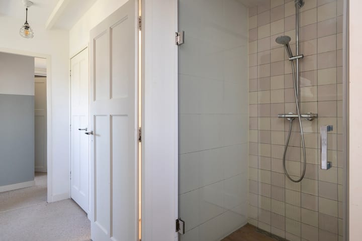 Foto 26 van Woerdenseweg 1