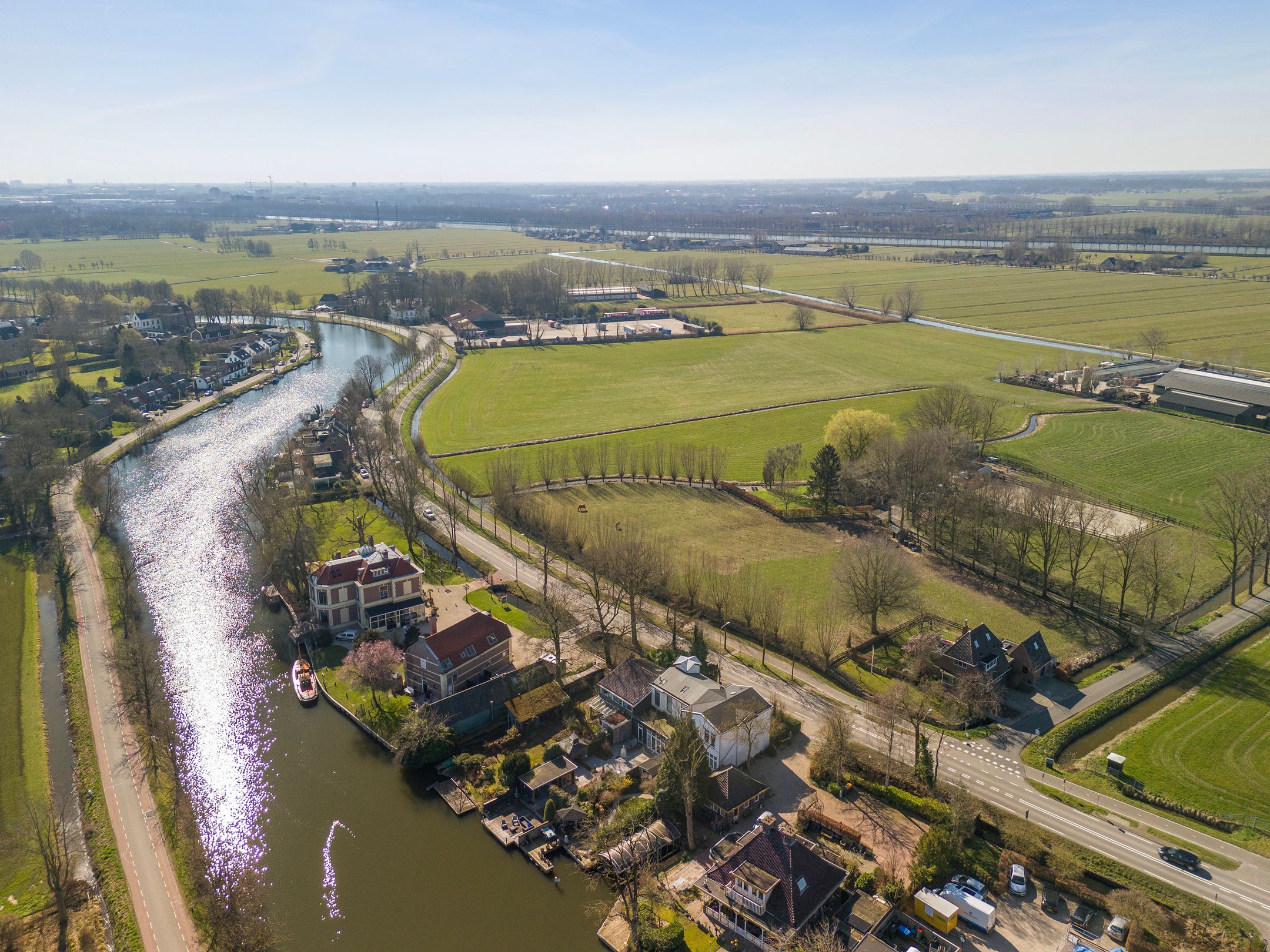 Foto 39 van Woerdenseweg 1