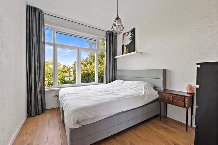 Foto 7 van Van der Parrastraat 10