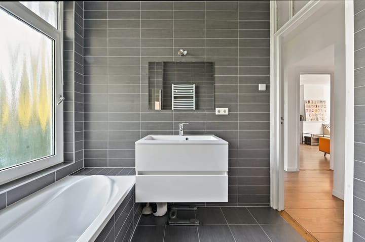 Foto 12 van Van der Parrastraat 10