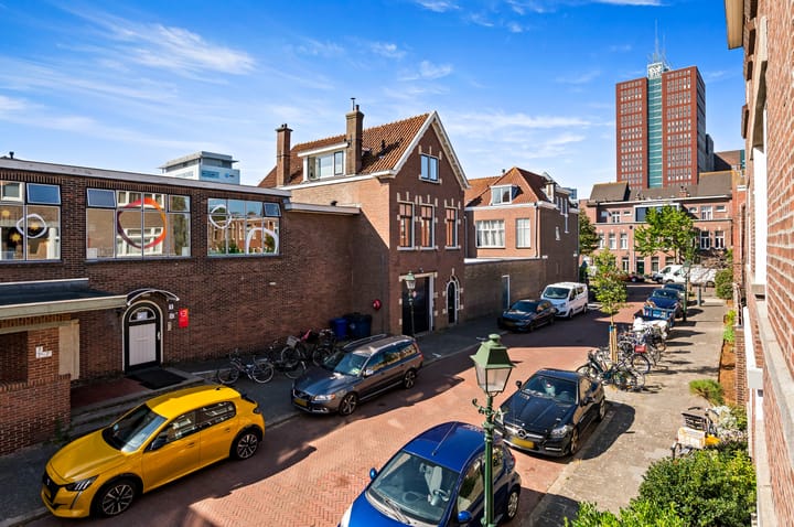 Foto 22 van Van der Parrastraat 10