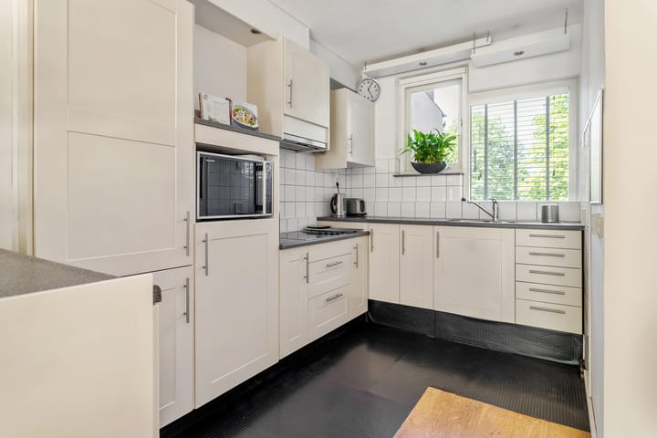 Photo 14 of Albert van Dalsumlaan 819