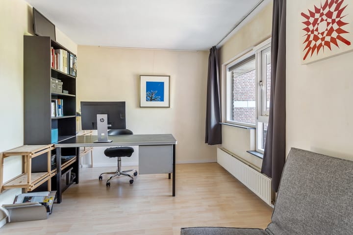 Photo 18 of Albert van Dalsumlaan 819