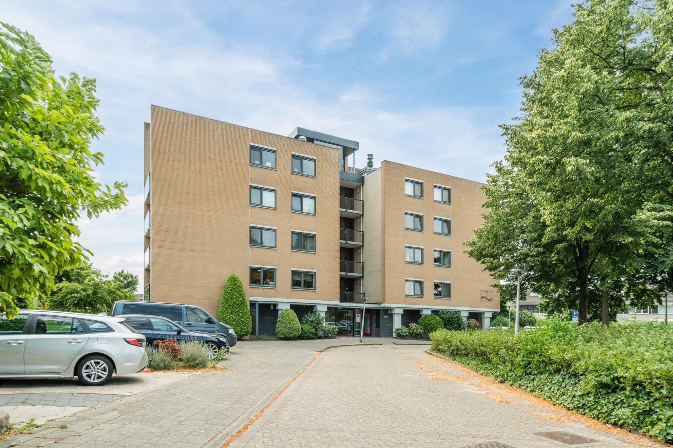 Foto 21 van Brahmsstraat 144