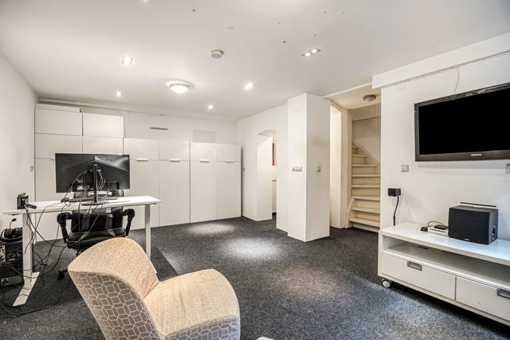 Foto 36 van Verhuellstraat 16