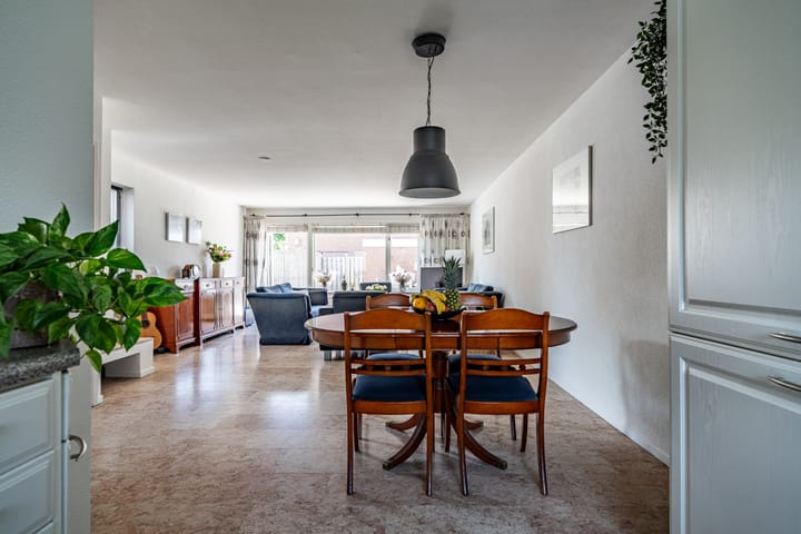 Foto 3 van Zwaluwweg 30