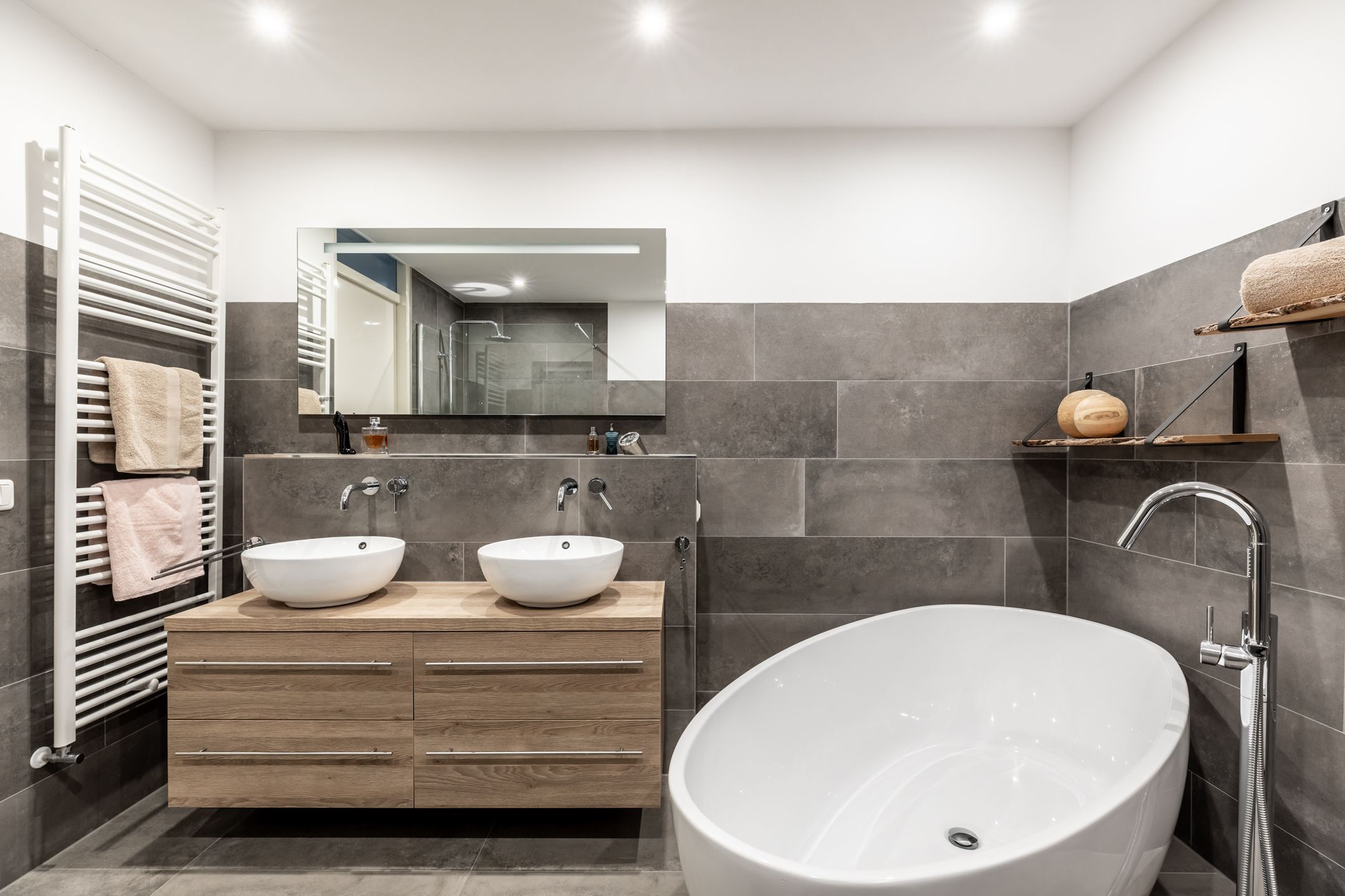 Photo 42 of Saltholm 12