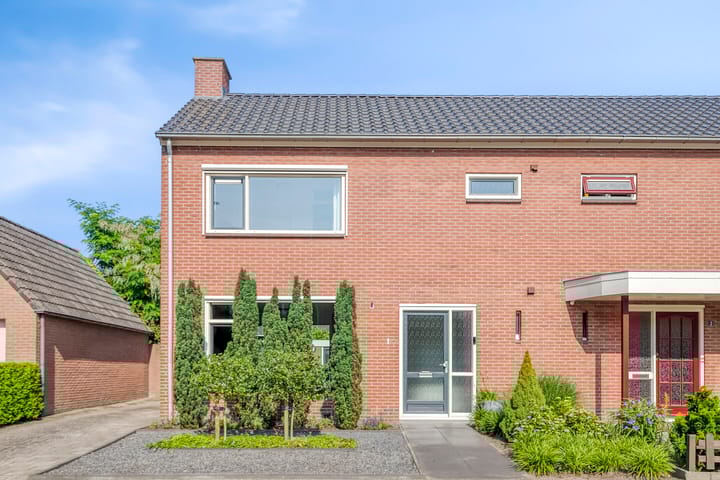 Foto 4 van Klompstraat 1