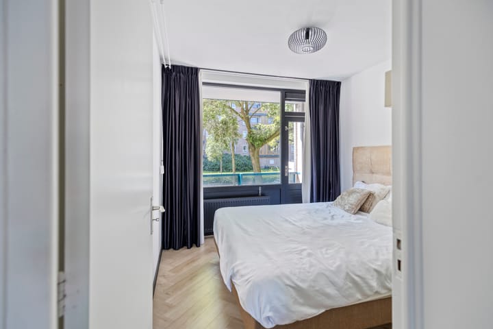 Foto 13 van Van IJsendijkstraat 41