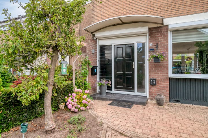 Foto 10 van Christinastraat 14