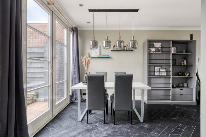 Foto 19 van Christinastraat 14