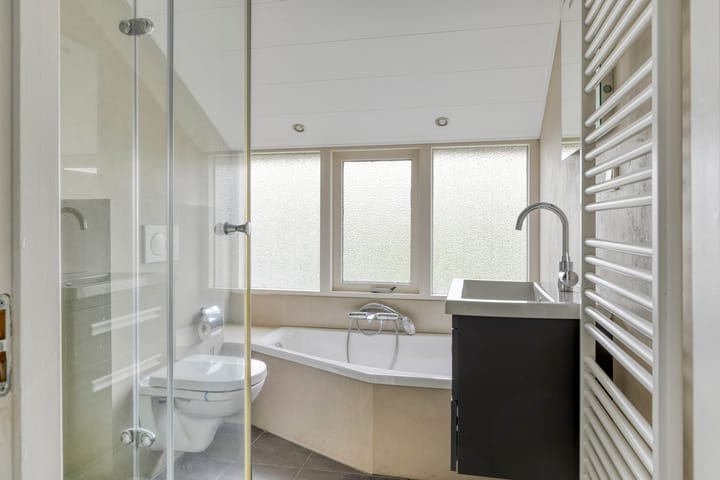 Foto 32 van Meertensweg 21