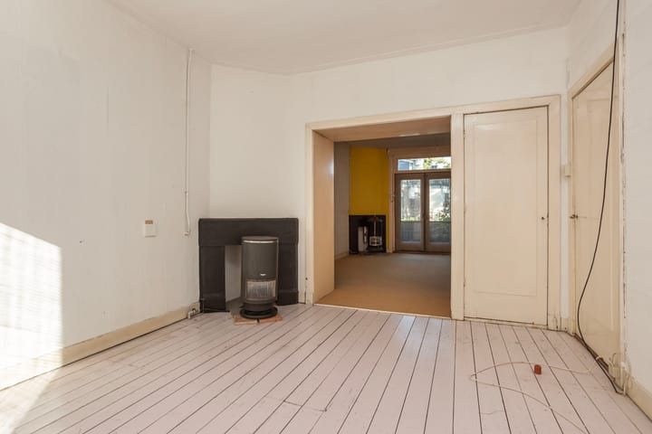 Foto 25 van Jan van Scorelstraat 137