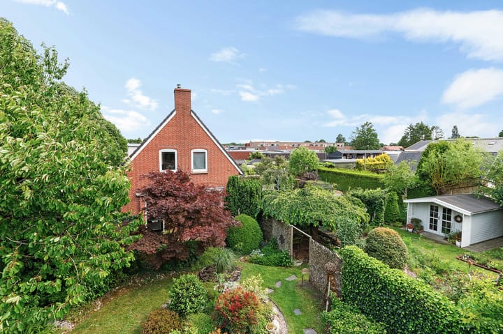 Photo 4 of Schoolstraat 2