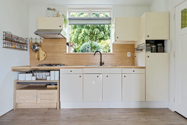 Foto 16 van Schoolstraat 2