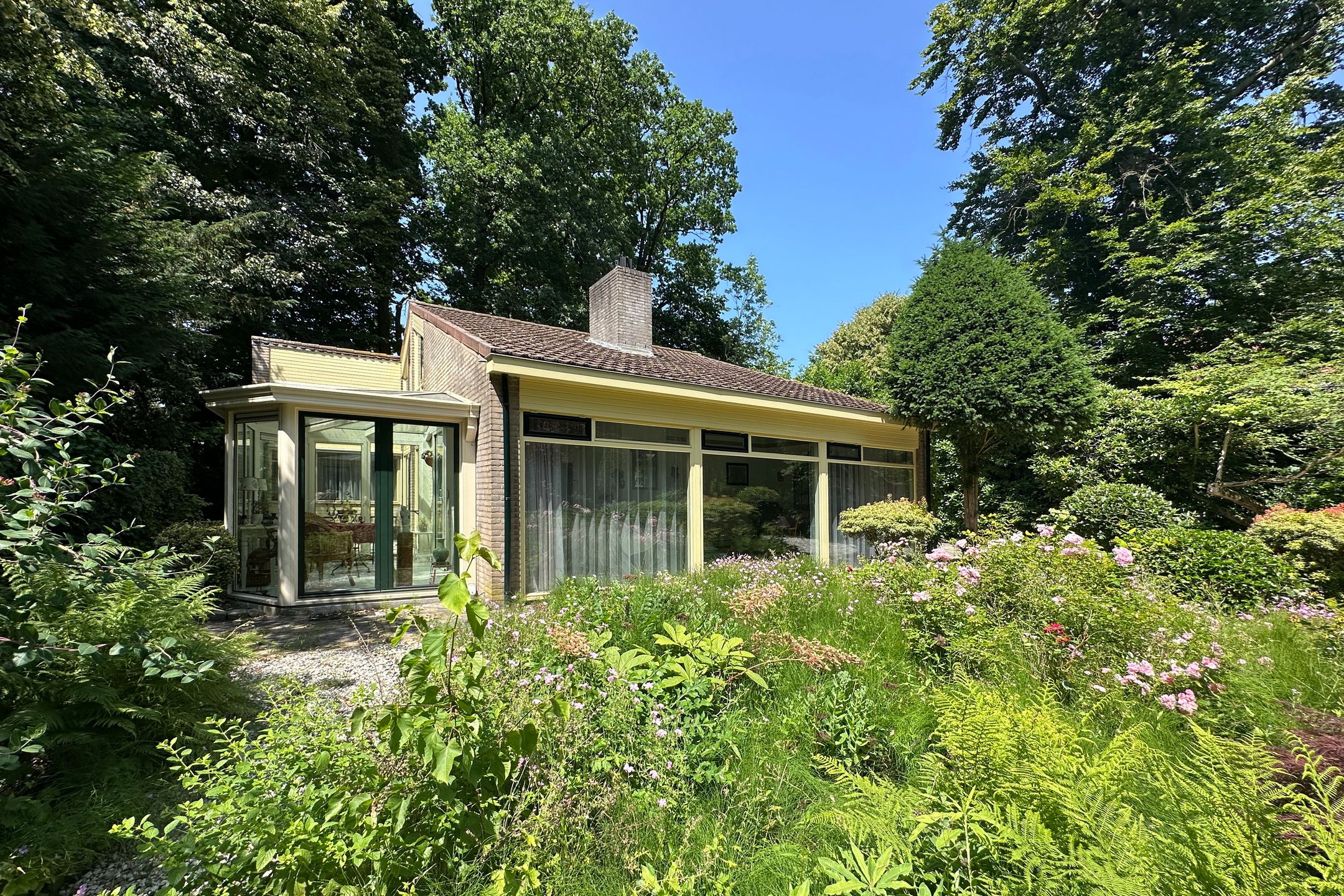 Foto 30 van Kastanjelaan 1-A