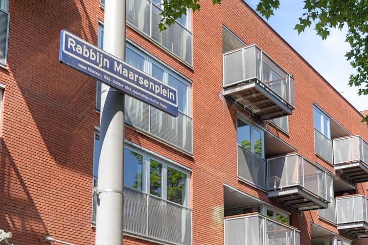 Foto 1 van Rabbijn Maarsenplein 17