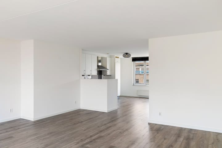 Foto 34 van Rabbijn Maarsenplein 17