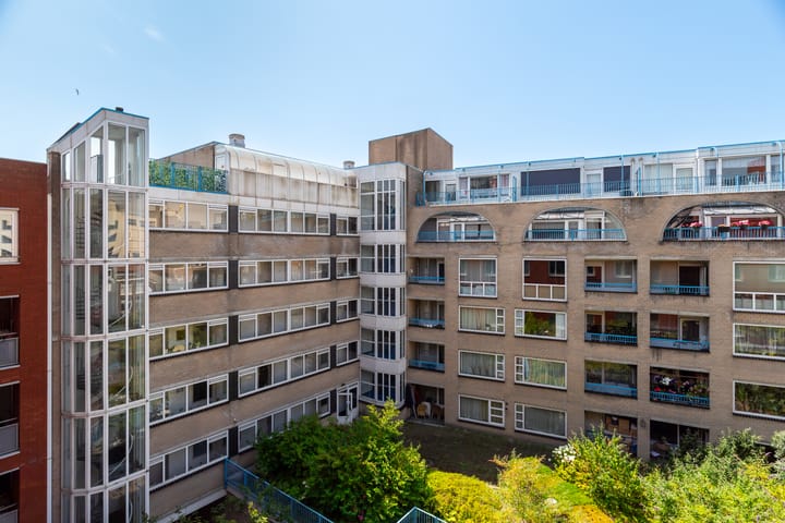 Foto 37 van Rabbijn Maarsenplein 17