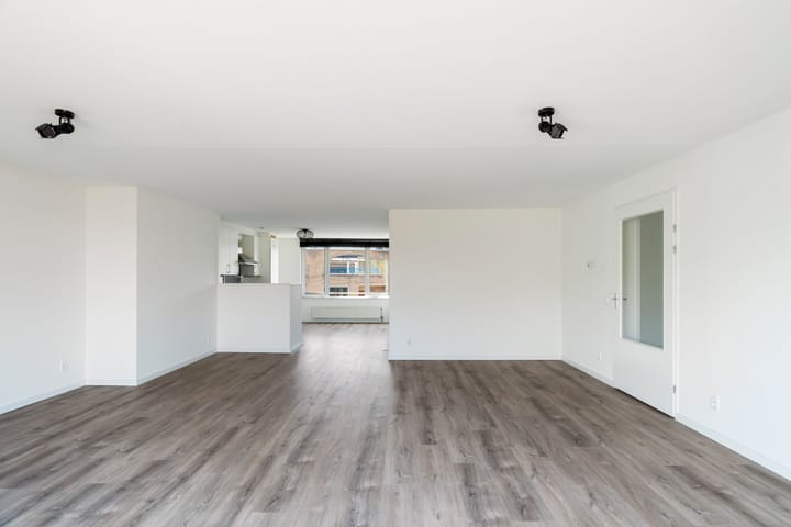 Foto 43 van Rabbijn Maarsenplein 17