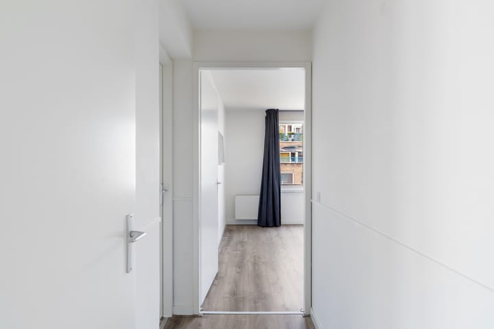 Foto 46 van Rabbijn Maarsenplein 17