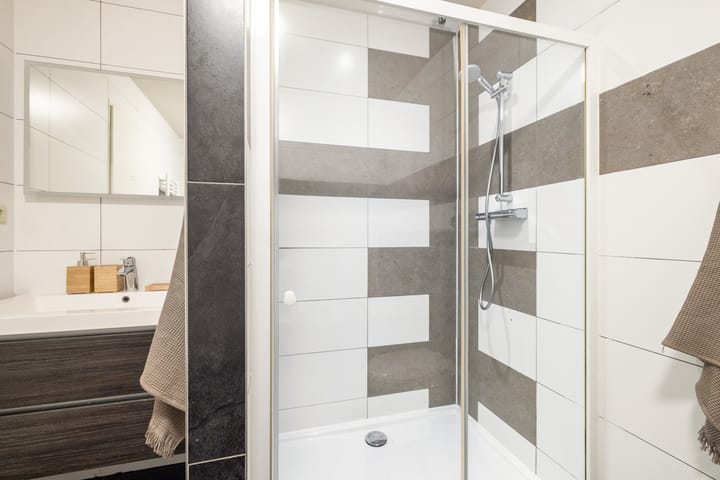 Foto 9 van Burgemeester Roosstraat 48-D