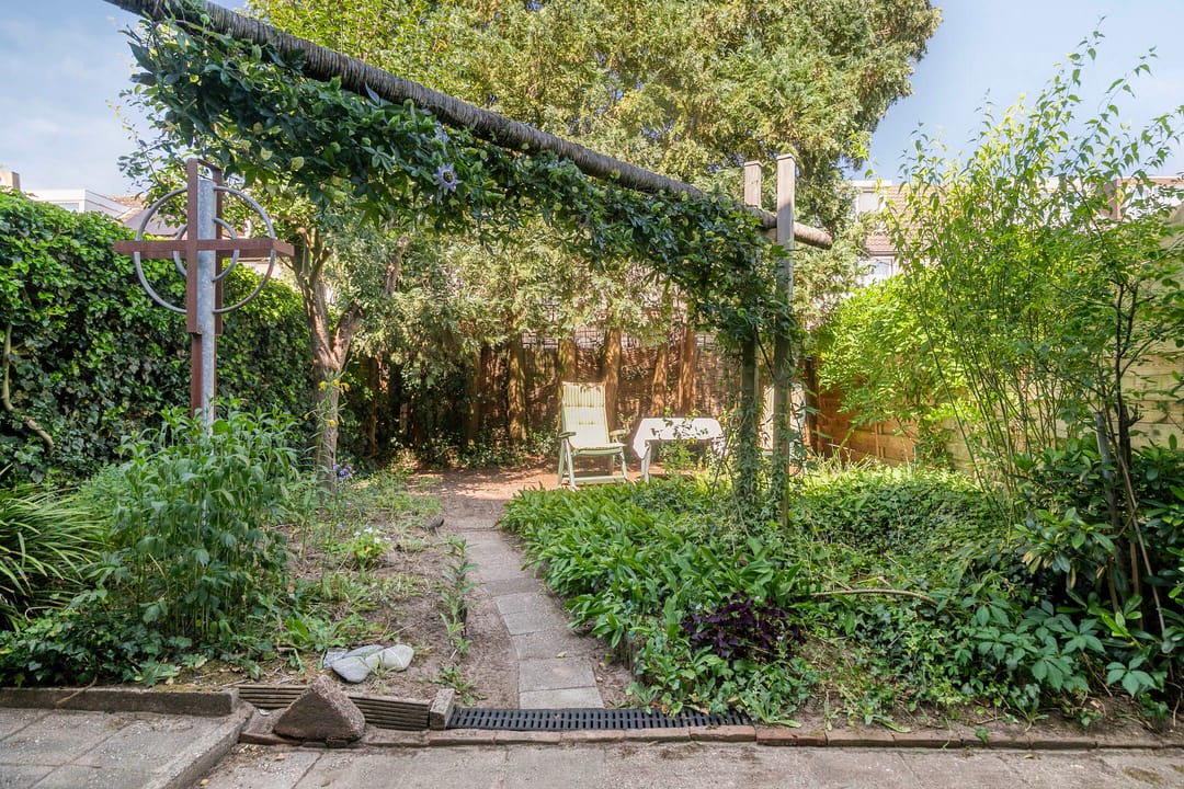 Photo 32 of Staringstraat 183