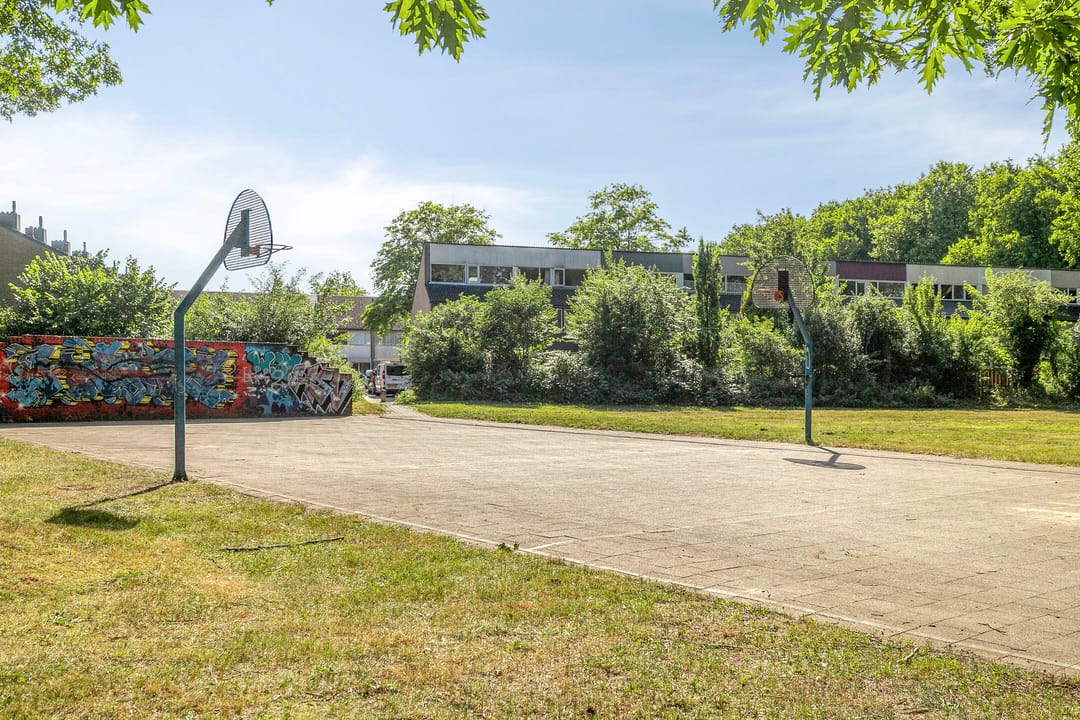 Photo 38 of Staringstraat 183