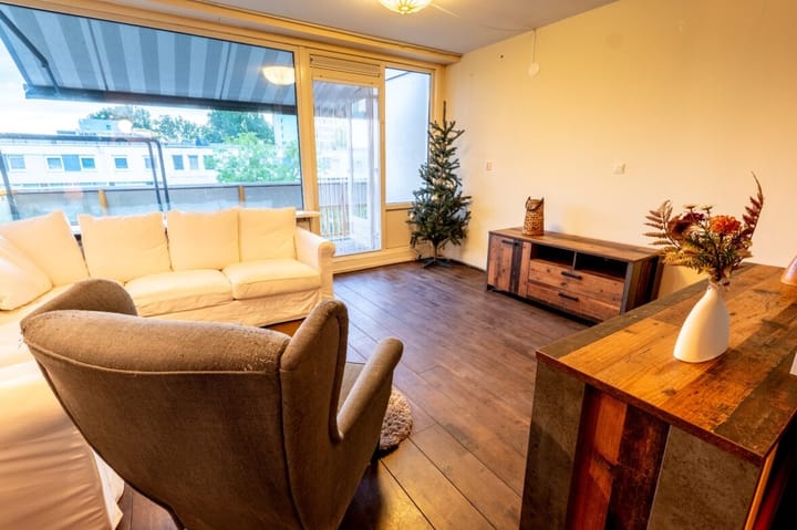 Foto 10 van Montgomerylaan 170