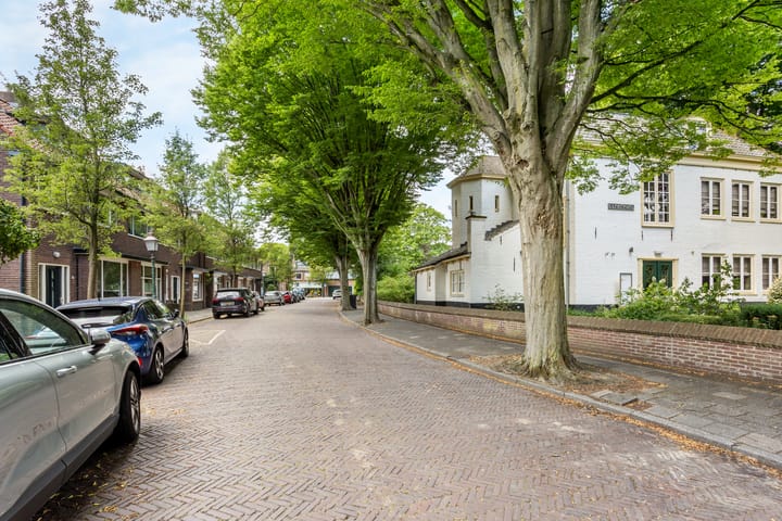 Photo 32 of Eikenlaan 5