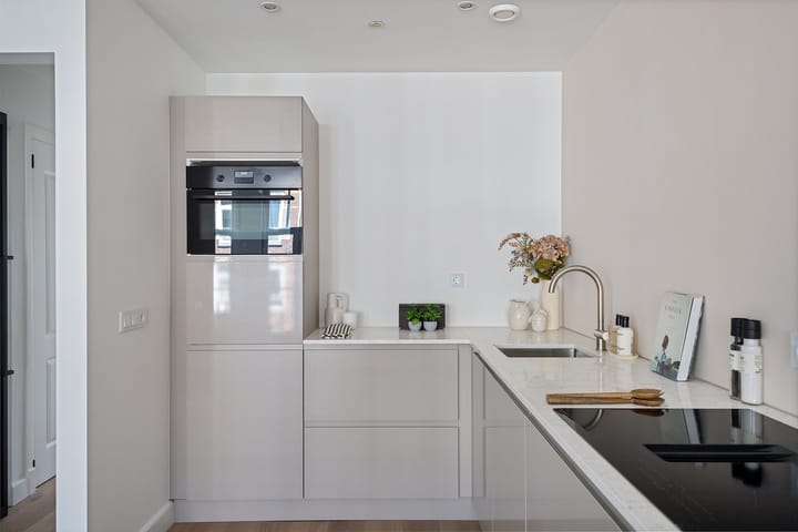 Foto 8 van Van Ostadestraat 156-3