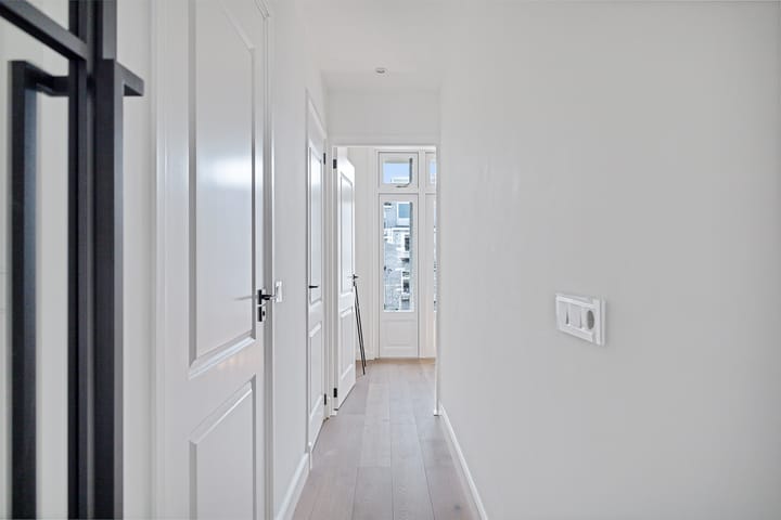 Foto 11 van Van Ostadestraat 156-3