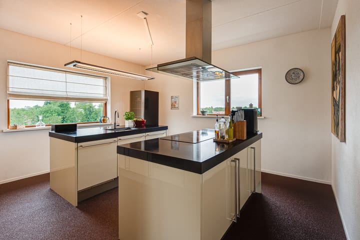 Photo 4 of Godfried Bomansstraat 12