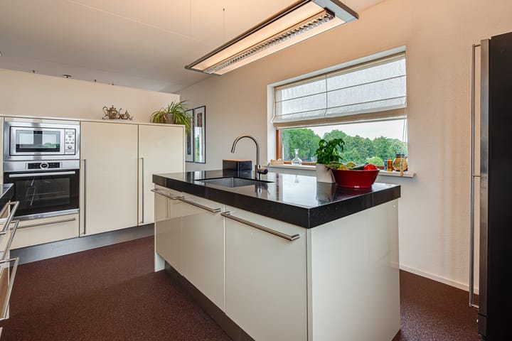 Foto 21 van Godfried Bomansstraat 12