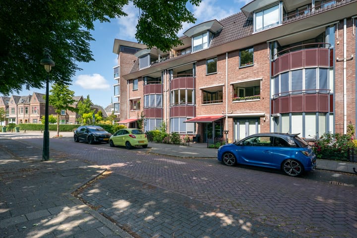 Foto 33 van Nassauplein 52