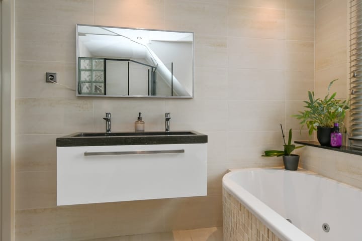 Photo 25 of Theod. Pubbenstraat 2