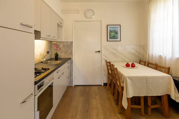 Foto 12 van Bloemenweg 20