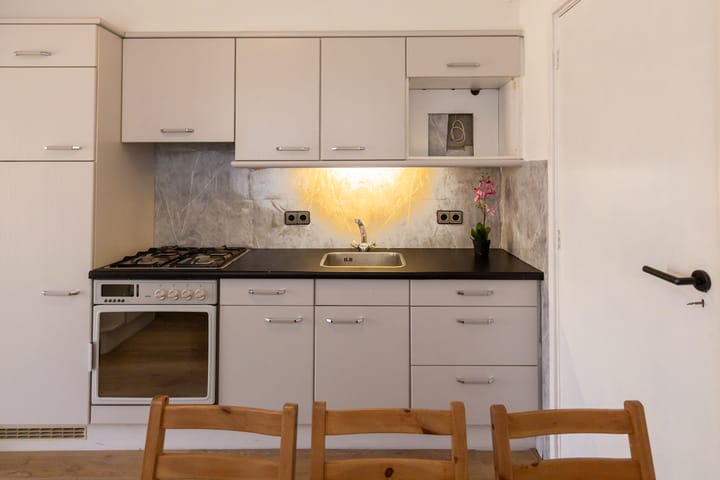 Foto 13 van Bloemenweg 20