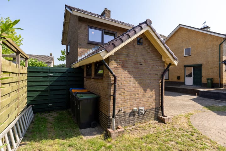 Foto 29 van Bloemenweg 20