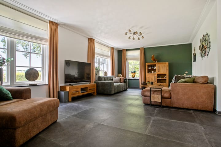 Foto 8 van Mortelweg 28