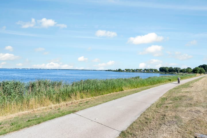 Photo 54 of Breezand 20