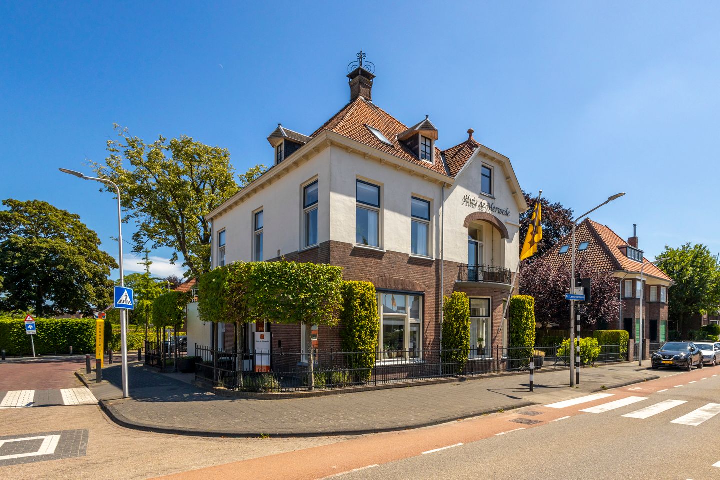 Bekijk foto 1 van Oranjestraat 1