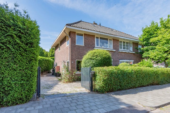Foto 1 van Hugo de Grootstraat 1