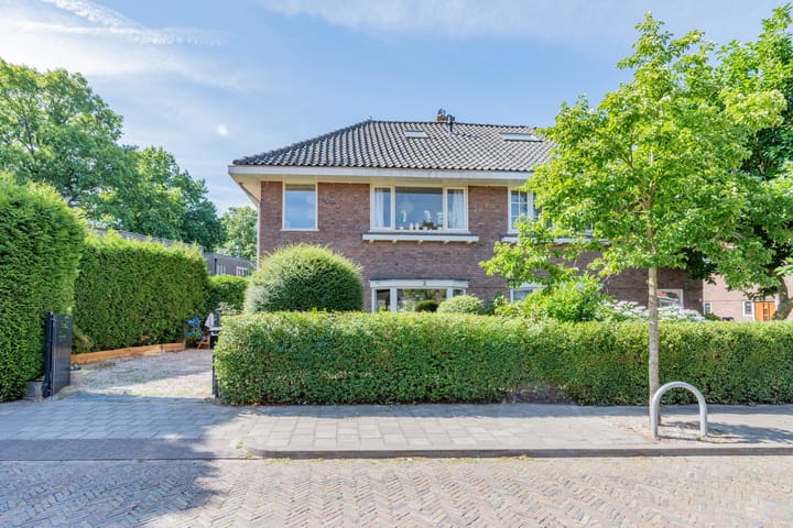 Foto 2 van Hugo de Grootstraat 1