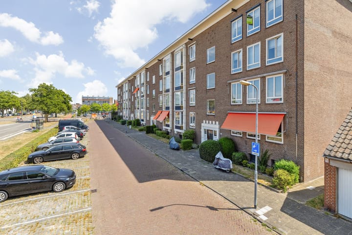 Foto 42 van Graaf Hendrik III laan 65-B