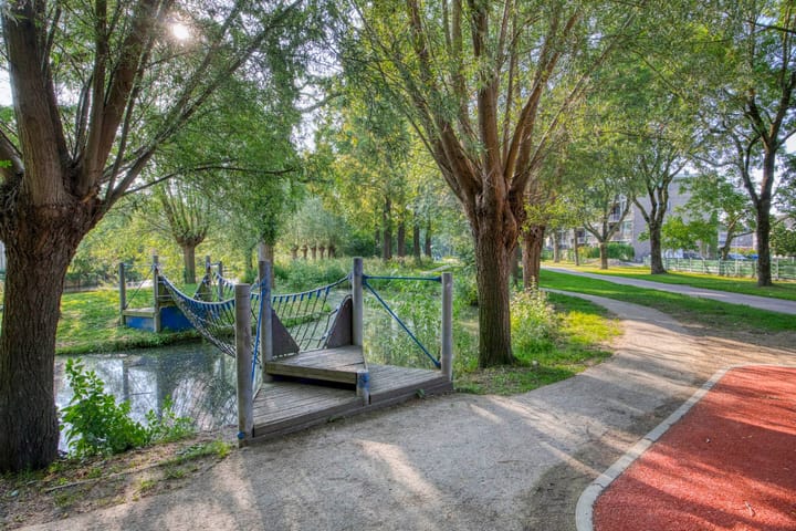 Foto 38 van Troelstrastraat 17